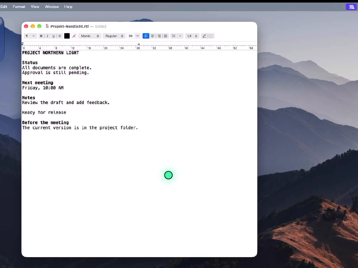 Detail einer echten iPad-Sitzung: Text wird im Mac-Dokument ergänzt